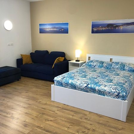 La Finestra Sul Mare Apartamento Gaeta Exterior foto