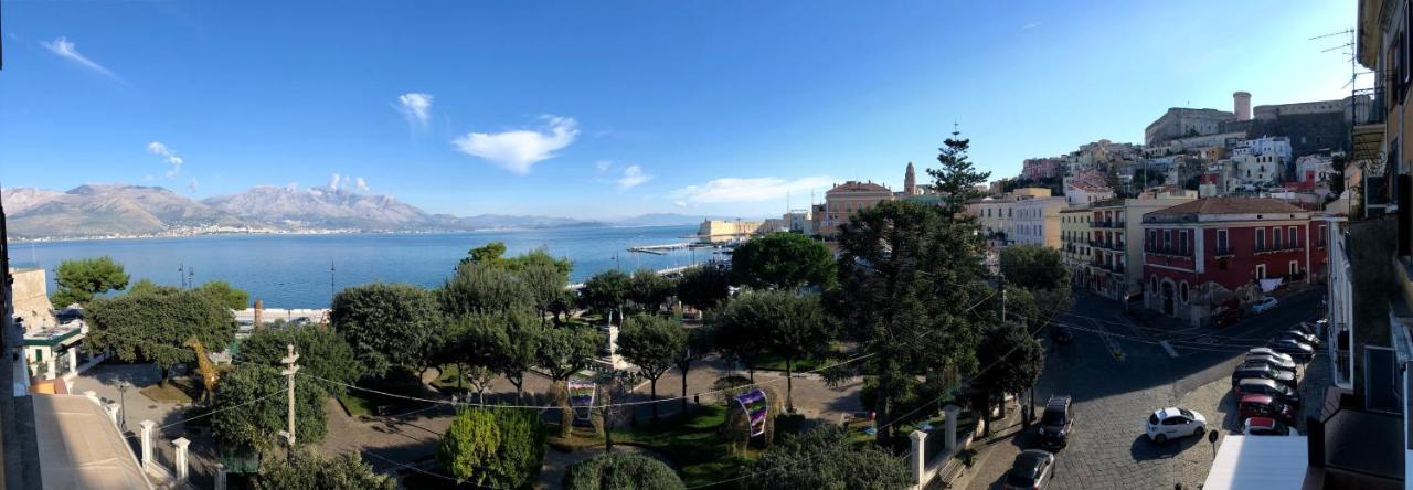 La Finestra Sul Mare Apartamento Gaeta Exterior foto